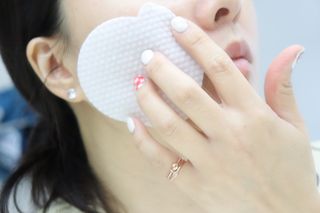 [후르디아] 약산성  모공 필링 패드(70매) — 4.5점을 준 리뷰어가 2024년 2월 올린 사용 사진