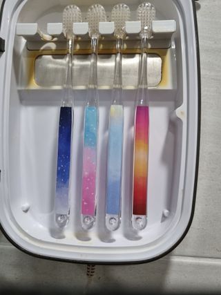 에브리모먼트 에브리 모먼트 칫솔 Every moment toothbrush — 5점을 준 리뷰어가 2022년 5월 올린 사용 사진