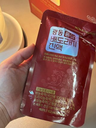 광동생활건강 프리 [광동] 홍삼 배도라지진액 (102mL*30포) — 5점을 준 리뷰어가 2025년 5월 올린 사용 사진