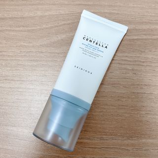 MF[스킨1004] 마다가스카르 센텔라 히알루-시카 워터핏 선세럼 50ml — 5점을 준 리뷰어가 2024년 5월 올린 사용 사진