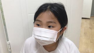 JHWORLD 스누피 마스크 정품 스누피 KF-AD 국내 비말차단 아동용 성인용 일회용 덴탈마스크 50매 — 5점을 준 리뷰어가 2021년 6월 올린 사용 사진