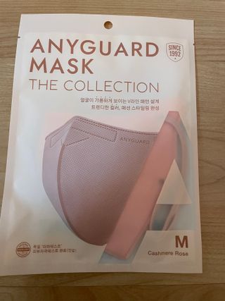 애니가드 셋업마스크 4컬러 각 10매입 [크리미베이지, 캐시미어로즈, 초콜렛브라운, 미드나잇네이비] — 5점을 준 리뷰어가 2022년 2월 올린 사용 사진