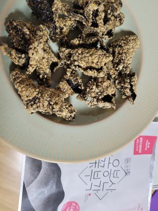 오봉산꽃부각 [만나식품] 오봉산 꽃부각 3가지 맛(오리지널, 새우맛, 매운고추맛) — 5점을 준 리뷰어가 2023년 1월 올린 사용 사진