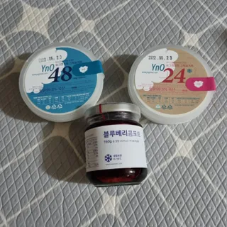 요그앤오트 그릭요거트 24 150g +  그릭요거트 48 150g + 블루베리 콤포트 — 5점을 준 리뷰어가 2022년 6월 올린 사용 사진