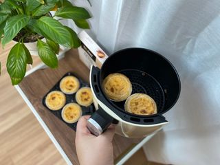 디앙뜨 포르투갈 에그타르트 오리지널 맛+패션후르츠 맛 중 택1 — 3점을 준 리뷰어가 2021년 8월 올린 사용 사진