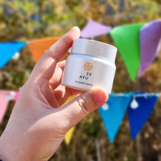 AYU25[아유트웬티파이브]다마스크로즈워터 베이스 천연 수분 촉촉 크림 — 3점을 준 리뷰어가 2021년 4월 올린 사용 사진