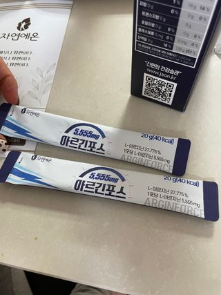 자연에온 아르긴포스 L-아르기닌 5555mg 스틱 15개입 1박스 — 5점을 준 리뷰어가 2022년 1월 올린 사용 사진