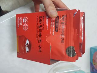 [푸름웰니스] 라바 멀티비타민 구미 36g — 5점을 준 리뷰어가 2021년 12월 올린 사용 사진
