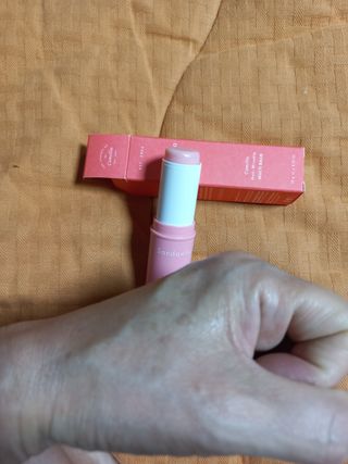 스킨큐어 산다화 카멜리아 안티 링클 멀티밤 — 5점을 준 리뷰어가 2022년 10월 올린 사용 사진