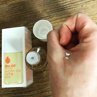 바이오오일 [바이오-오일] 스킨케어 오일 내추럴 60ml — 4점을 준 리뷰어가 2021년 5월 올린 사용 사진