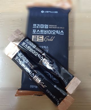 서울약사신협_프리미엄포스트바이오틱스골드_5g x 50포 — 5점을 준 리뷰어가 2021년 4월 올린 사용 사진