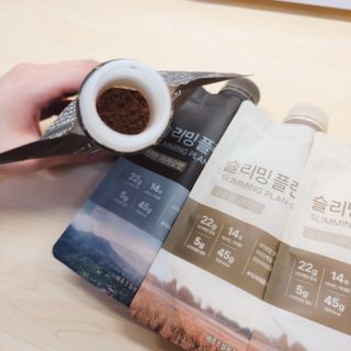 일일하우 슬리밍 플랜B 고소한 귀리맛, 진한 카카오맛 (체중조절식) — 3점을 준 리뷰어가 2023년 8월 올린 사용 사진