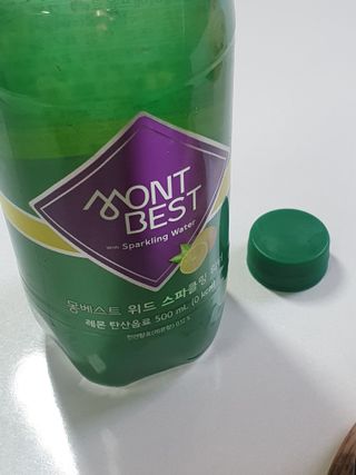 몽베스트 Montbest with Sparkling water Lemon OR Lime 20병(랜덤) — 5점을 준 리뷰어가 2022년 5월 올린 사용 사진