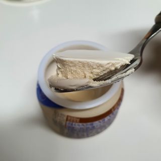 매일바이오 그릭요거트 오리지널 플레인 4개, 로스터리 커피믹스 4개 — 5점을 준 리뷰어가 2021년 12월 올린 사용 사진