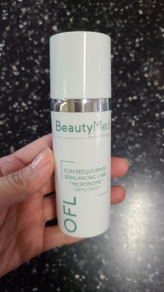 뷰티메드 OFL 리밸런싱 케어 크림 50ml — 5점을 준 리뷰어가 2022년 7월 올린 사용 사진