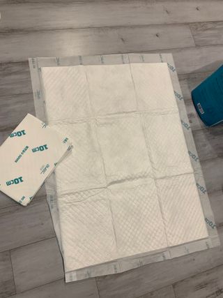 아베크 펫 와이드 프리미엄 대형 애견 강아지 배변 패드 30매 1팩 80g — 5점을 준 리뷰어가 2021년 7월 올린 사용 사진