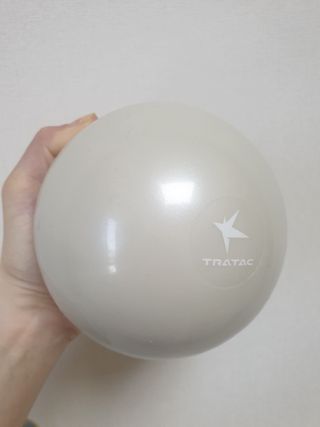트라택 쿠셔닝 웨이트볼 0.5kg + 1kg SET — 4.5점을 준 리뷰어가 2022년 4월 올린 사용 사진