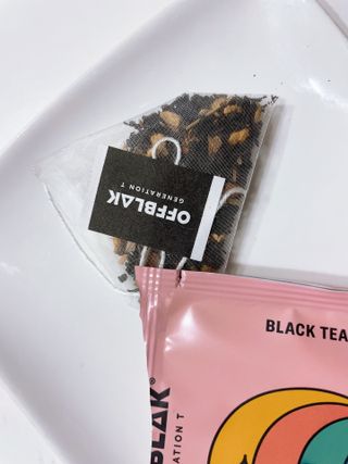 [오프블랙] 아침을 상큼하게 시작하는 에너지티! 유아골든 블렌딩홍차 12T — 5점을 준 리뷰어가 2022년 2월 올린 사용 사진