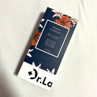 닥터레이디  밸런스 컨디셔너 Y존 세럼 — 3.5점을 준 리뷰어가 2021년 11월 올린 사용 사진