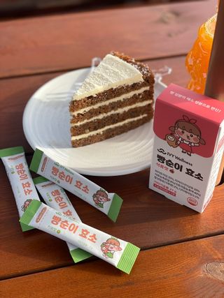 아이비웰니스 빵순이 식탁 위의 필수템! 빵순이 효소 키위맛 100포 + 석류맛 14포 (총 114포) — 5점을 준 리뷰어가 2022년 12월 올린 사용 사진