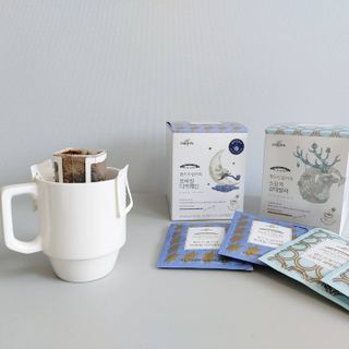 (주)쟈뎅 쟈뎅 클래스 핸드 드립 커피 10P 2종_디카페인 1종+랜덤 플레이버 1종 — 5점을 준 리뷰어가 2021년 4월 올린 사용 사진