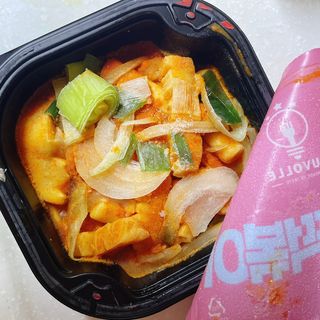 한성기업 무볼레 닭떡볶이+해물떡볶이 2종 세트 — 5점을 준 리뷰어가 2021년 9월 올린 사용 사진