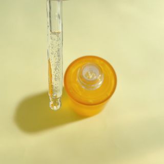 체르엠 스템앤셀 비타민 브라이트닝 에센스 30ml 1개 — 5점을 준 리뷰어가 2021년 9월 올린 사용 사진