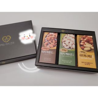 짜먹는 이지견과 짜먹는 이지아몬드, 짜먹는 이지허니피넛, 짜먹는 이지캐슈넛 각 10g X  10포 — 5점을 준 리뷰어가 2021년 3월 올린 사용 사진