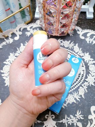 [립빠미] 립앤칙스 멀티밤 + 베리어립밤 2종 — 4점을 준 리뷰어가 2021년 8월 올린 사용 사진