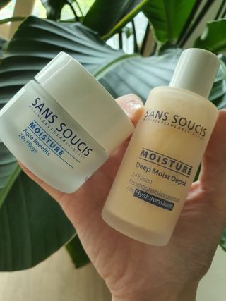 산수시 [라이브캠페인] 데포세럼에센스+아쿠아수분크림 — 5점을 준 리뷰어가 2021년 6월 올린 사용 사진