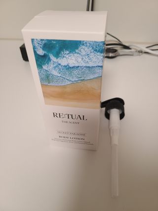 레츄얼 더 센트 바디로션 시크릿 파라다이스(500ml) — 5점을 준 리뷰어가 2022년 7월 올린 사용 사진