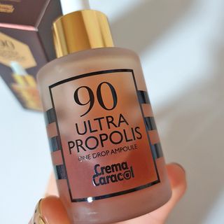 자민경 크레마카라콜 울트라 90 프로폴리스 앰플 — 5점을 준 리뷰어가 2020년 12월 올린 사용 사진