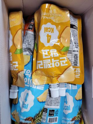 참앤들황토농원 10가지 맛, 입맛대로 스페셜하게~ 가볍게 한 포 땡! 곤약젤리 스페셜 패키지 130ml x 30포 — 5점을 준 리뷰어가 2022년 12월 올린 사용 사진