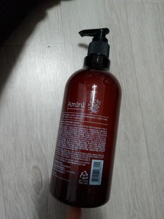 아미니 플라워테라피 바디로션  500ml 시리즈 — 5점을 준 리뷰어가 2021년 1월 올린 사용 사진