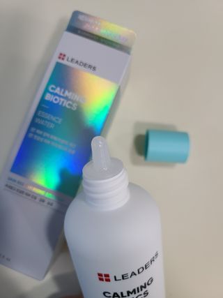 리더스코스메틱 리더스 카밍 바이오틱스 에센스 워터 — 5점을 준 리뷰어가 2021년 4월 올린 사용 사진