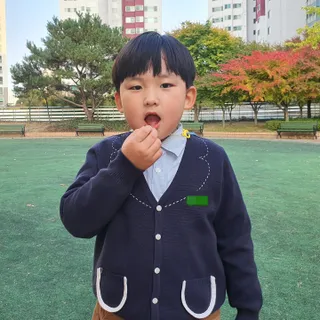 앙팡 멀티비타민미네랄 1200mg x 60정 — 5점을 준 리뷰어가 2022년 10월 올린 사용 사진