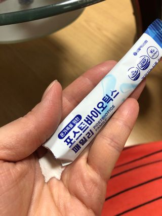 서울약사신협_포스트바이오틱스패밀리_5g x 100포 — 5점을 준 리뷰어가 2021년 3월 올린 사용 사진
