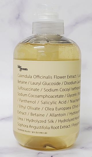 빅그린 안티 헤어로스 탈모 카렌듈라 바이옴 샴푸 500ml (지성두피용) — 5점을 준 리뷰어가 2022년 8월 올린 사용 사진