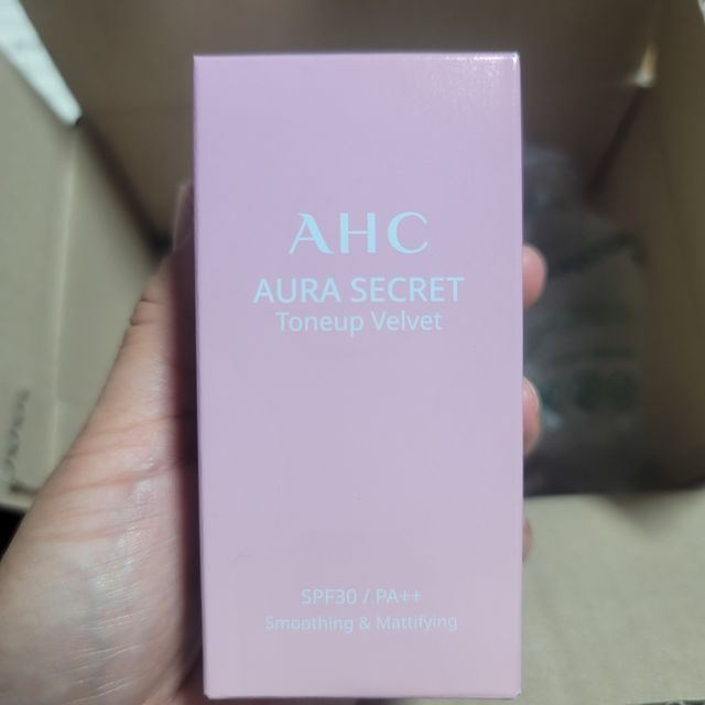 AHC 아우라 시크릿 톤업 벨벳 리뷰 사진