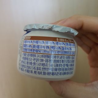 매일바이오 그릭요거트 오리지널 플레인 4개, 로스터리 커피믹스 4개 — 5점을 준 리뷰어가 2021년 12월 올린 사용 사진