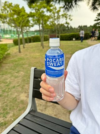 [동아오츠카] 포카리스웨트  500ml PET + 이온워터 500ml PET — 5점을 준 리뷰어가 2025년 6월 올린 사용 사진