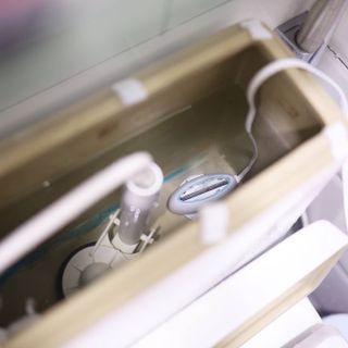 대림 디움 대림바스 365 스마트팟 자동 변기 살균 세정제 — 5점을 준 리뷰어가 2021년 5월 올린 사용 사진