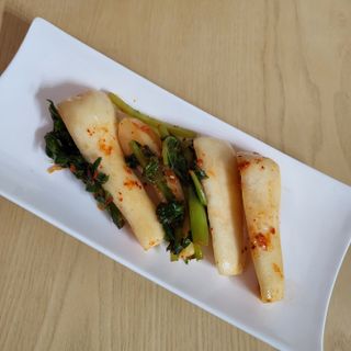 셰프애찬 알타리김치 총각김치 1kg — 5점을 준 리뷰어가 2022년 10월 올린 사용 사진