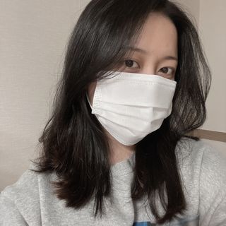 위케어 원데이 덴탈마스크 50매 화이트 대형 국내생산 — 5점을 준 리뷰어가 2021년 2월 올린 사용 사진