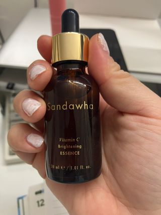 스킨큐어 산다화 비타민c 화이트닝 에센스 30ml — 5점을 준 리뷰어가 2024년 1월 올린 사용 사진