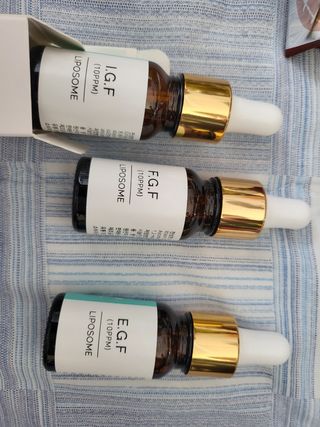 랑팡 EGF+FGF+IGF10ppm 리포좀 앰플 원액 10ml — 5점을 준 리뷰어가 2021년 10월 올린 사용 사진