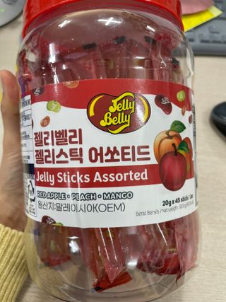 젤리벨리 젤리스틱 어쏘티드 900g — 3점을 준 리뷰어가 2022년 11월 올린 사용 사진