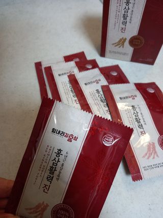 힘내라김홍삼 홍삼활력진 50ml x 5포 — 5점을 준 리뷰어가 2021년 5월 올린 사용 사진