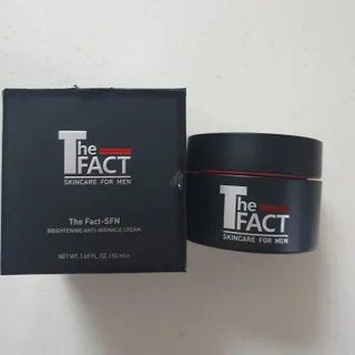 The Fact 더팩트 에스에프엔 브라이트닝 안티 링클 크림 50ml — 5점을 준 리뷰어가 2022년 5월 올린 사용 사진