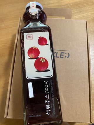 [바이윙클] 페르시아 유기농 석류 착즙주스 750ml 2병 + 선물박스 세트 — 5점을 준 리뷰어가 2022년 3월 올린 사용 사진